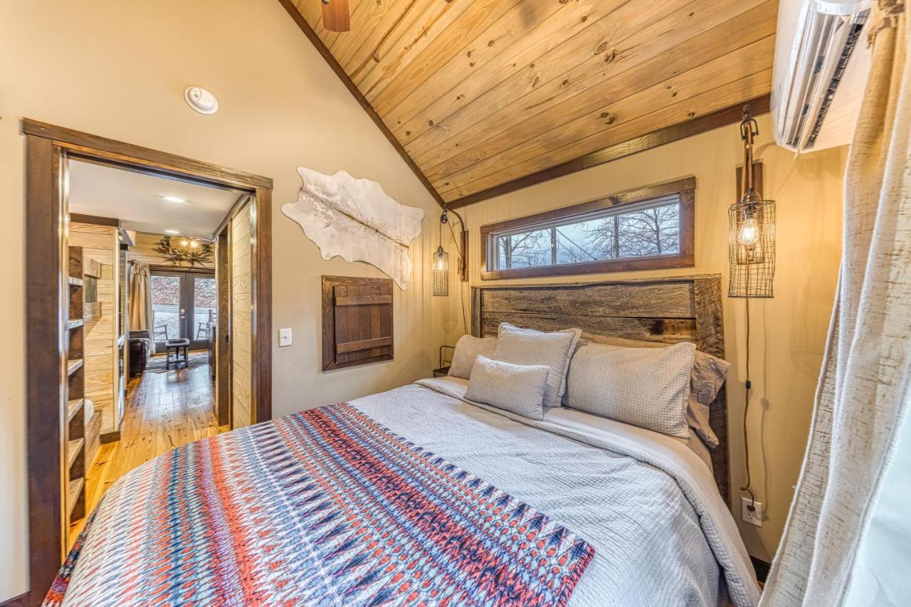 Smoky Mountain Tiny Home 鸽子谷 外观 照片